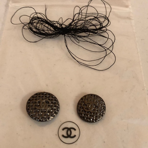 CHANEL Accessories - Chanel Buttons